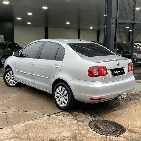 Volkswagen Polo Sedan 1.6 - foto 5