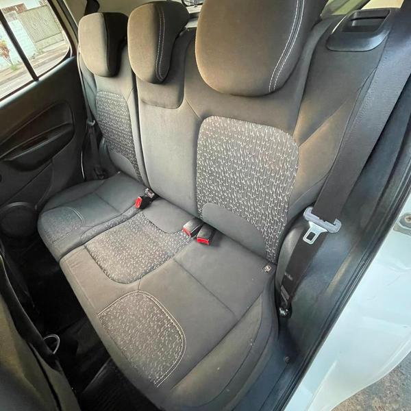 Fiat Uno Attractive 1.0 - foto 10