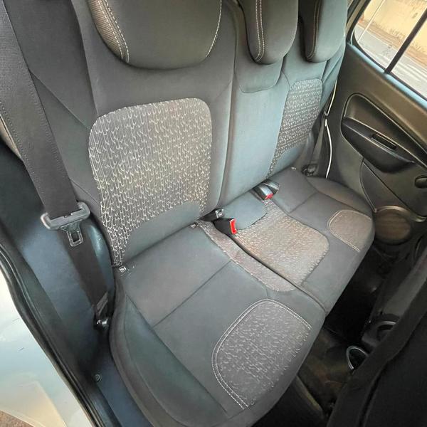 Fiat Uno Attractive 1.0 - foto 12