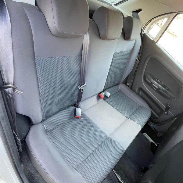 Volkswagen Gol 10l - foto 12