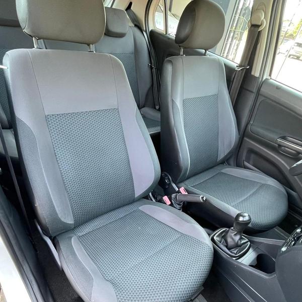Volkswagen Gol 10l - foto 13