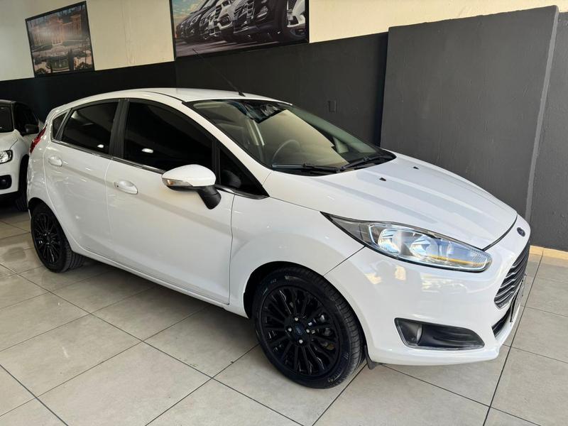 FORD FIESTA 16TIT AT