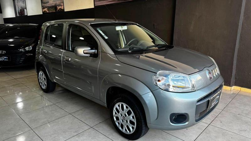 FIAT UNO VIVACE 1.0