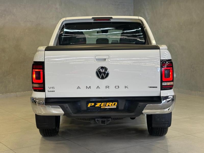 Volkswagen Amarok Extreme Cd 3.0 4X4 Tb Dies Automático - foto 4