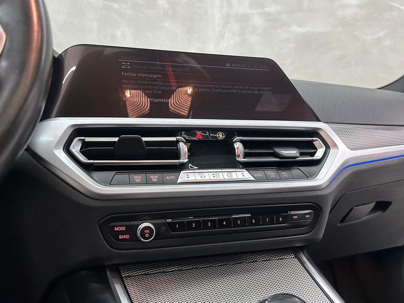 BMW 320i - foto 16