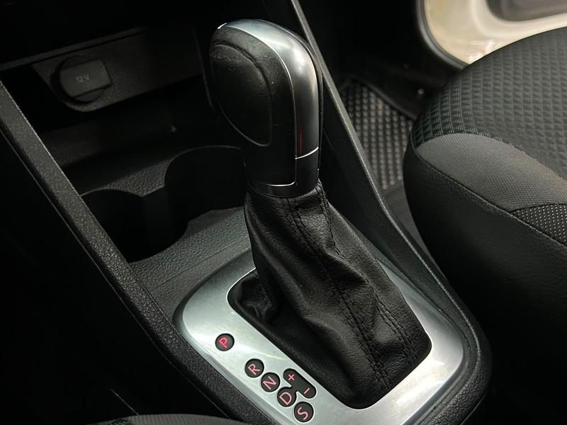 Volkswagen Gol 1.6 MSI Totalflex 4P Automático - foto 14