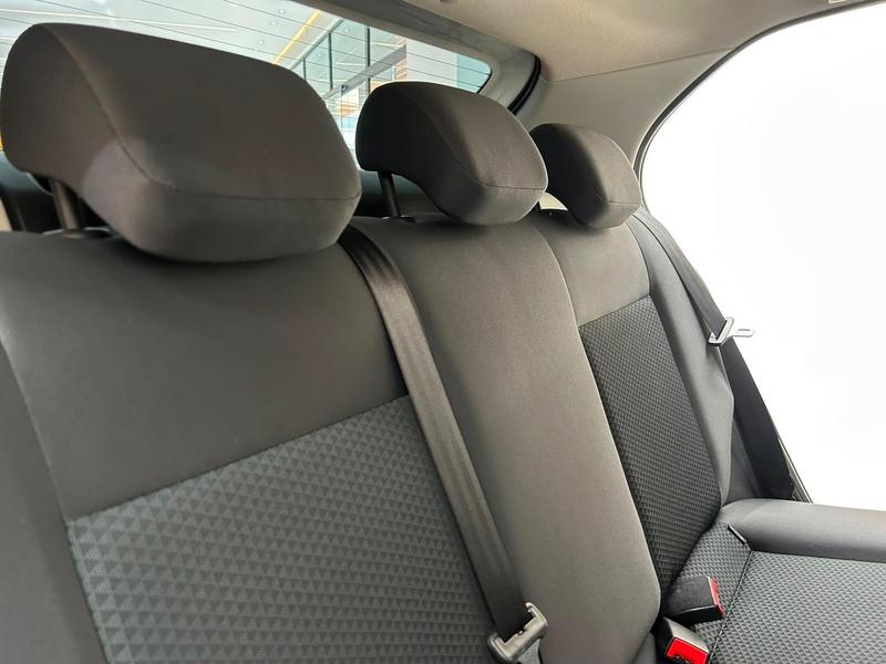 Volkswagen Gol 1.6 MSI Totalflex 4P Automático - foto 8