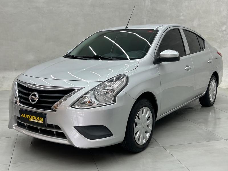 Nissan Versa 2020 à venda