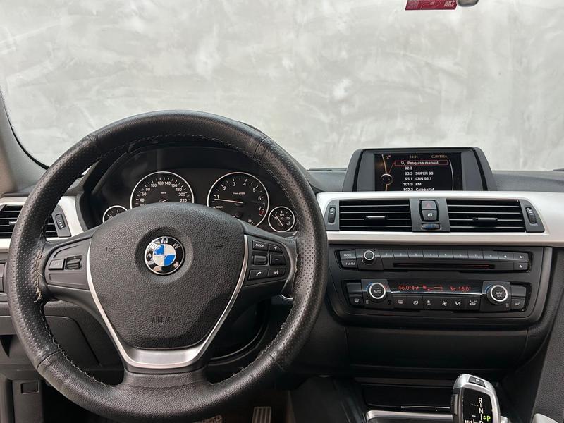 BMW 320i Active Flex - foto 11