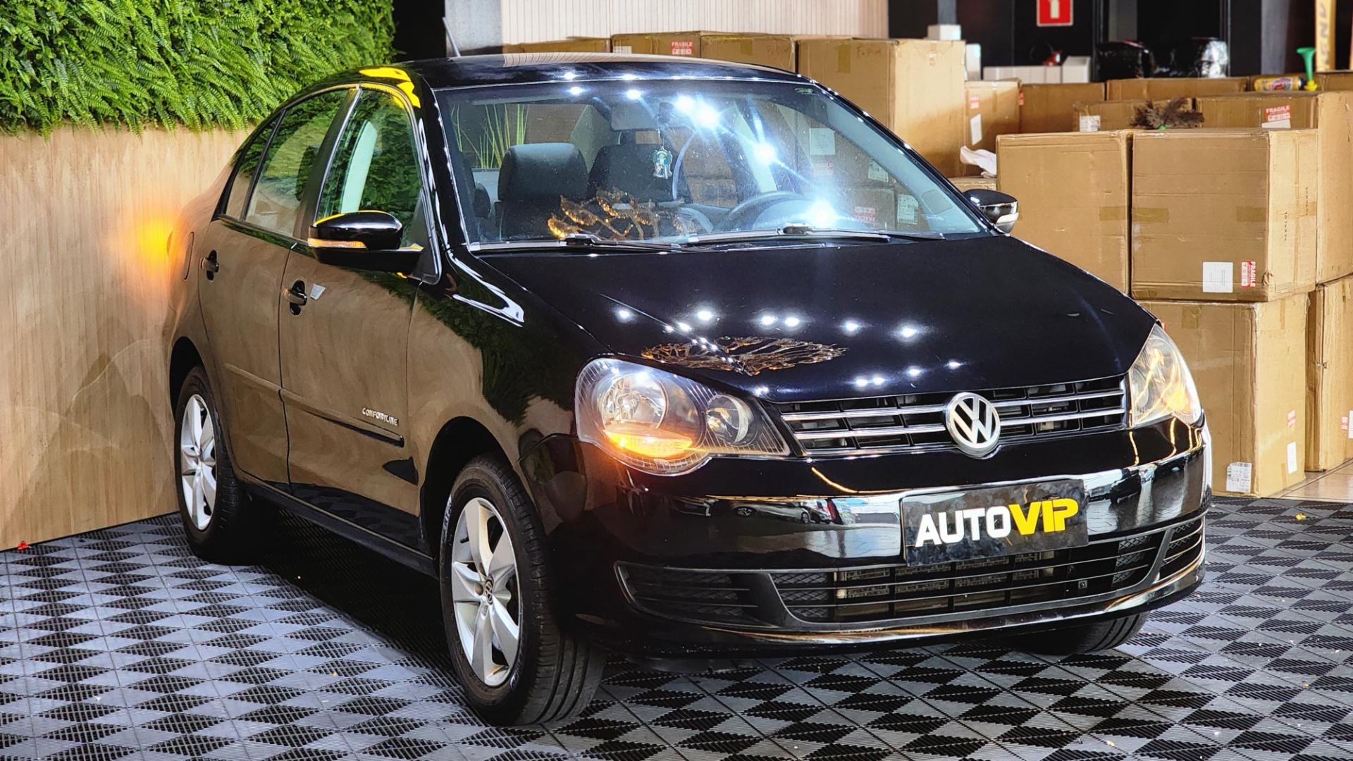 Volkswagen Polo     2014