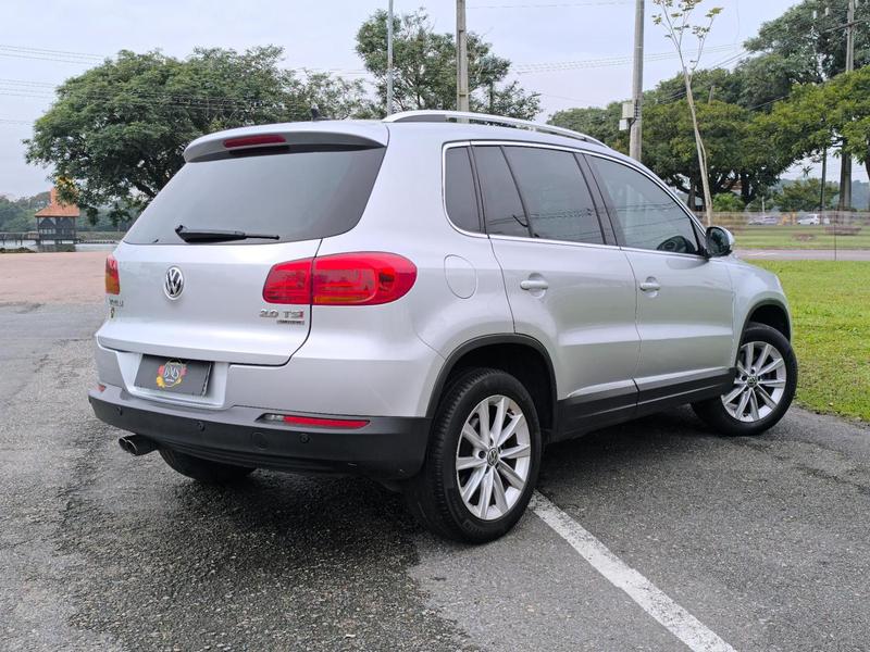 Volkswagen Tiguan 2.0 TSI - foto 3