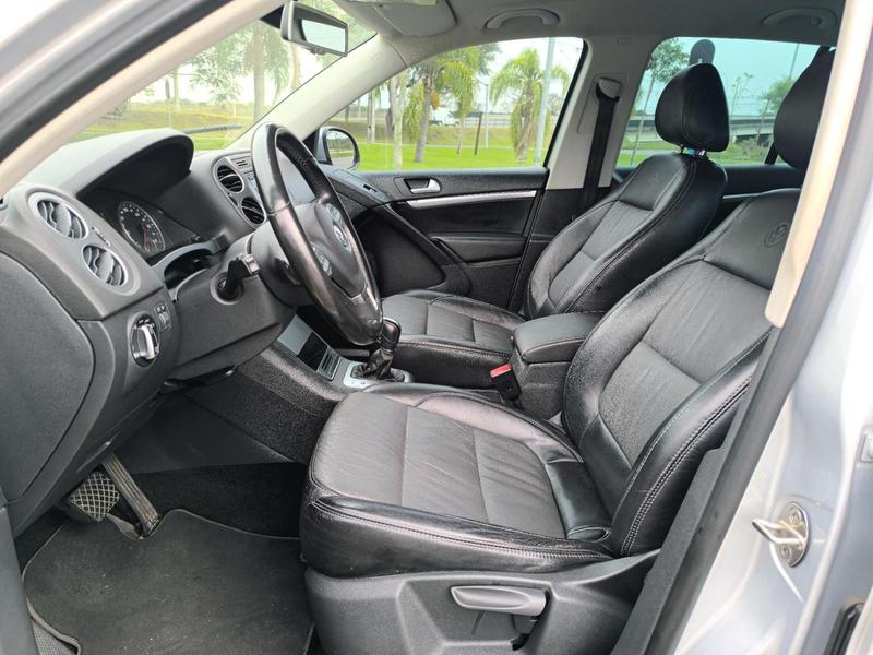 Volkswagen Tiguan 2.0 TSI - foto 7