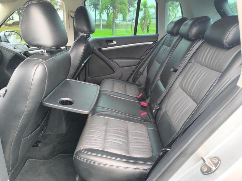 Volkswagen Tiguan 2.0 TSI - foto 8