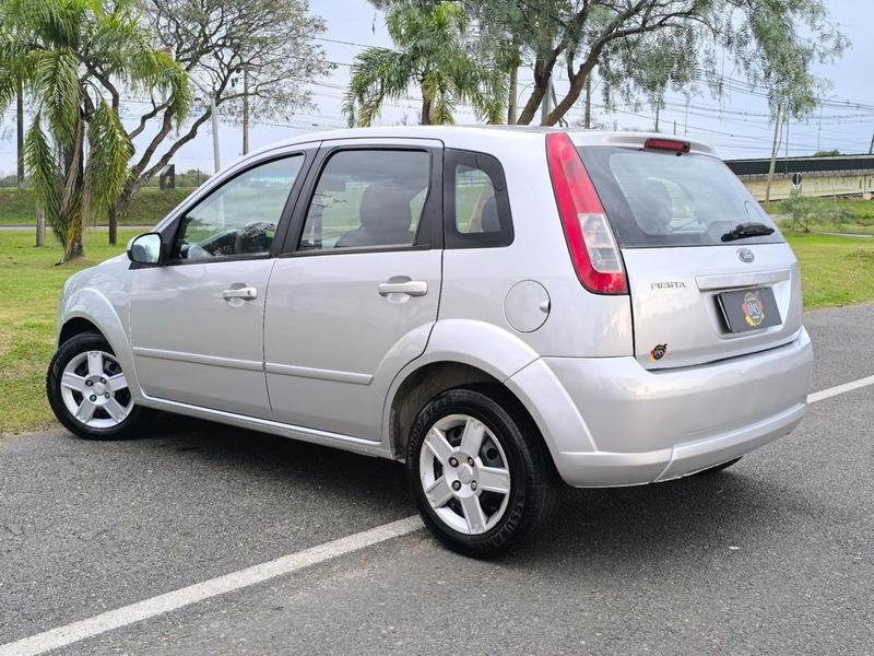 Ford Fiesta 1.6 8V Flex Class 1.6 8V Flex 5P - foto 4