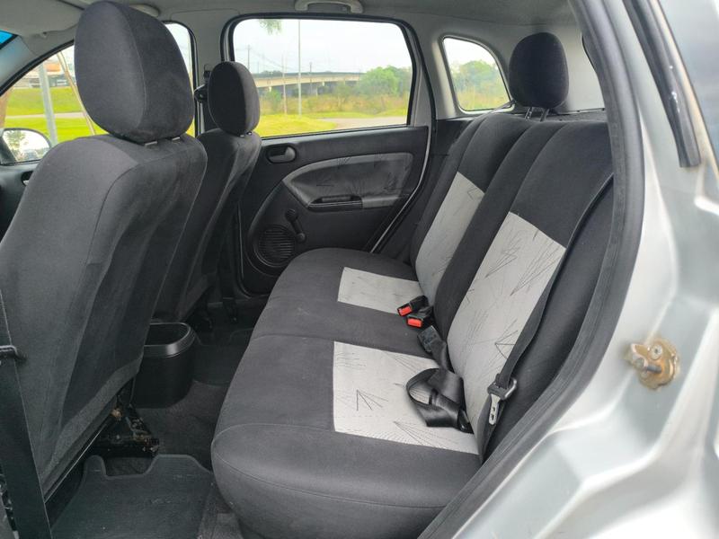 Ford Fiesta 1.6 8V Flex Class 1.6 8V Flex 5P - foto 8