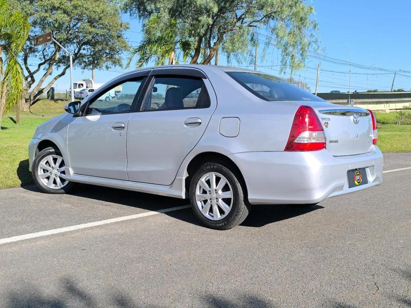 Toyota Etios Sd Xls15 At - foto 4