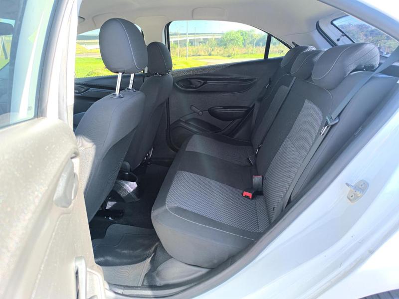 Chevrolet Onix Joy - foto 8