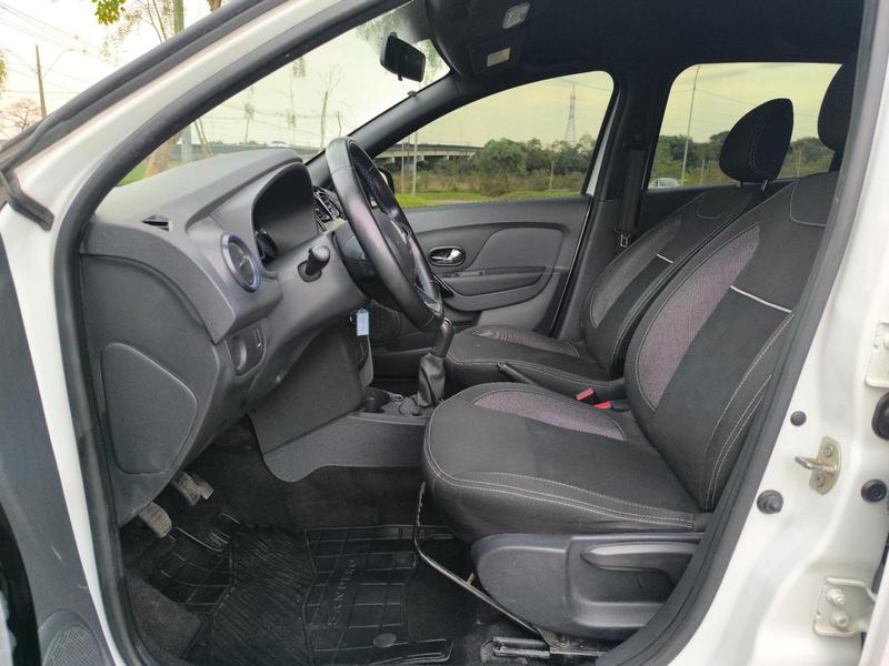 Renault Sandero GT Line - foto 8