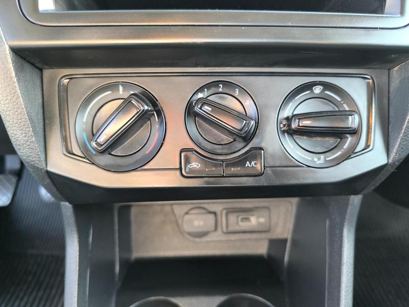 Volkswagen Saveiro Cs Rb MPI - foto 10