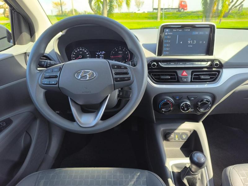 Hyundai HB20S 1.0 Confort Plus 12V Flex 4P Manual - foto 8