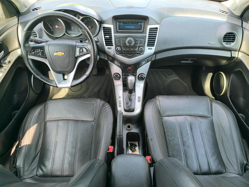 Chevrolet Cruze Hb Sport LT 1.8 16V Flexpower 5P Automático - foto 9