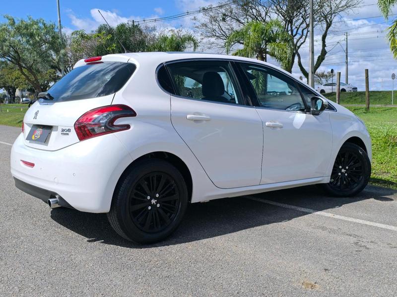 Peugeot 208 Griffe A - foto 3