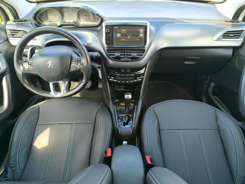 Peugeot 208 Griffe A - foto 11