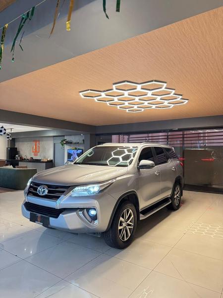 TOYOTA HILUX SWSRXA4FD
