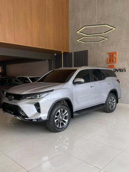 TOYOTA HILUX SWSRXA4RD