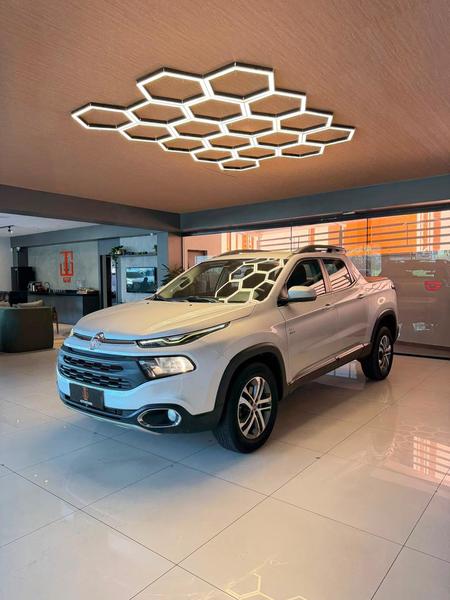 FIAT TORO FREEDOM AT9 D