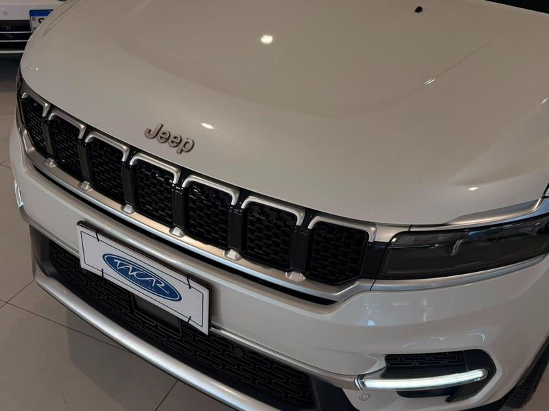 Jeep Commander Lim T - foto 9