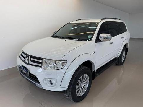 MITSUBISHI PAJERO 4X4 HPE D