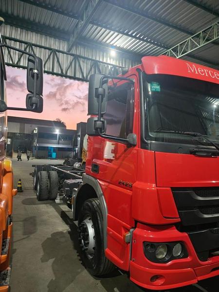 MERCEDES-BENZ ATEGO 2426