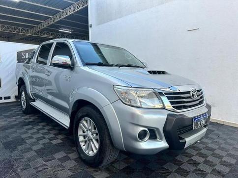 TOYOTA HILUX CD4X4 SRV