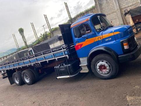 MERCEDES-BENZ L 1519