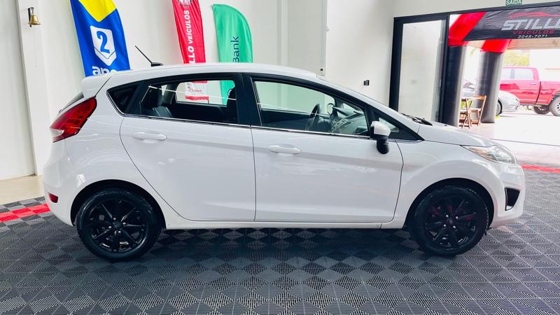 Ford Fiesta Se Ha - foto 5