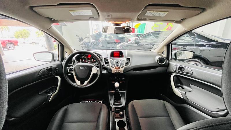 Ford Fiesta Se Ha - foto 2