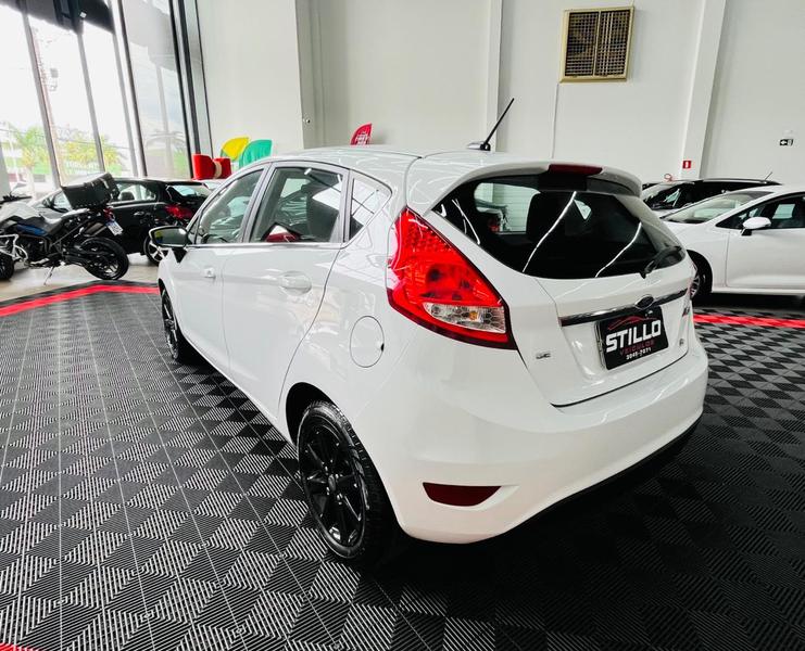 Ford Fiesta Se Ha - foto 7