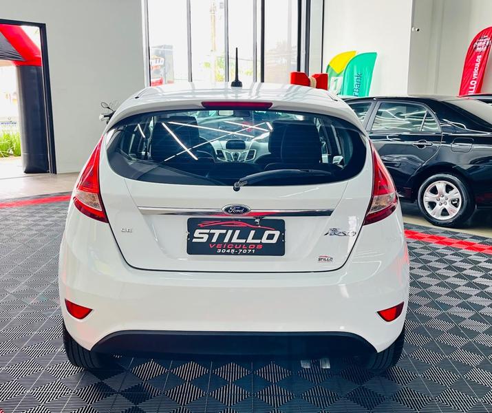 Ford Fiesta Se Ha - foto 9