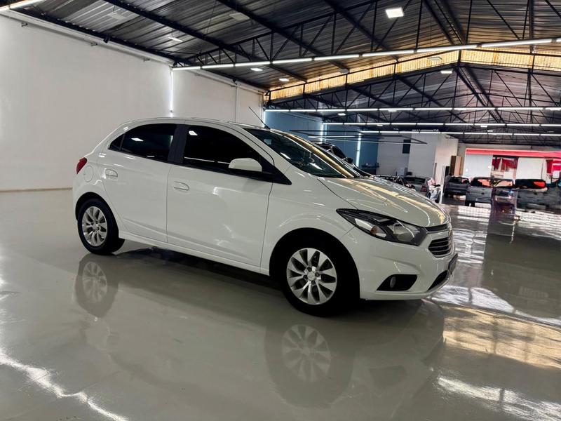 Chevrolet Onix 1.4 Mt LT - foto 3