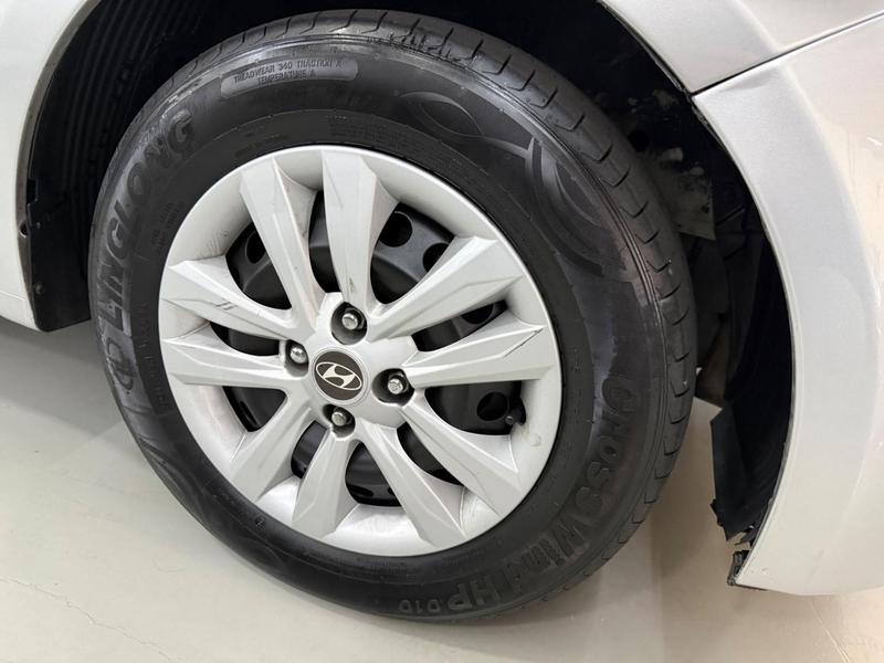 Hyundai HB20S 1.6 A Comf - foto 10