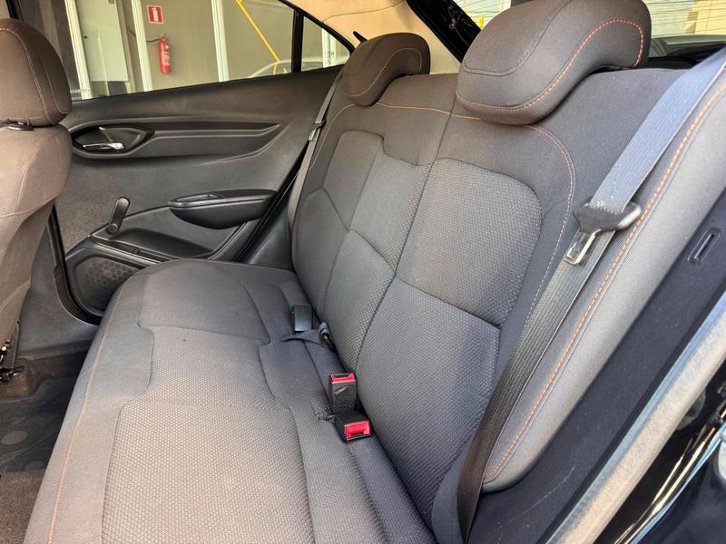 Chevrolet Onix 14mt LT - foto 8