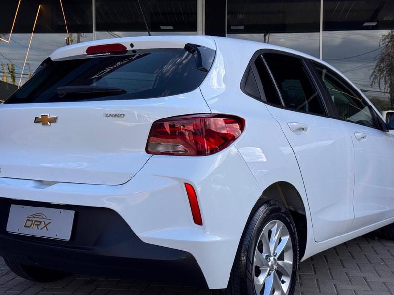Chevrolet Onix 10tmt - foto 15