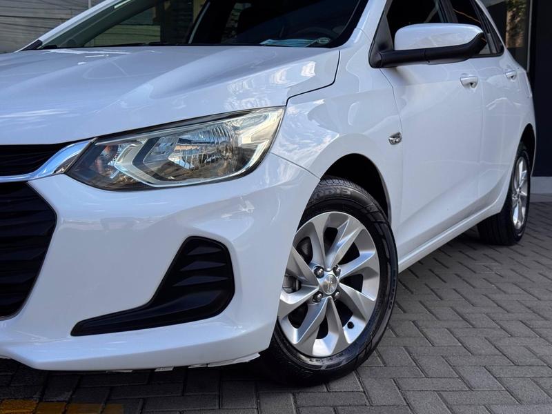 Chevrolet Onix 10tmt - foto 5
