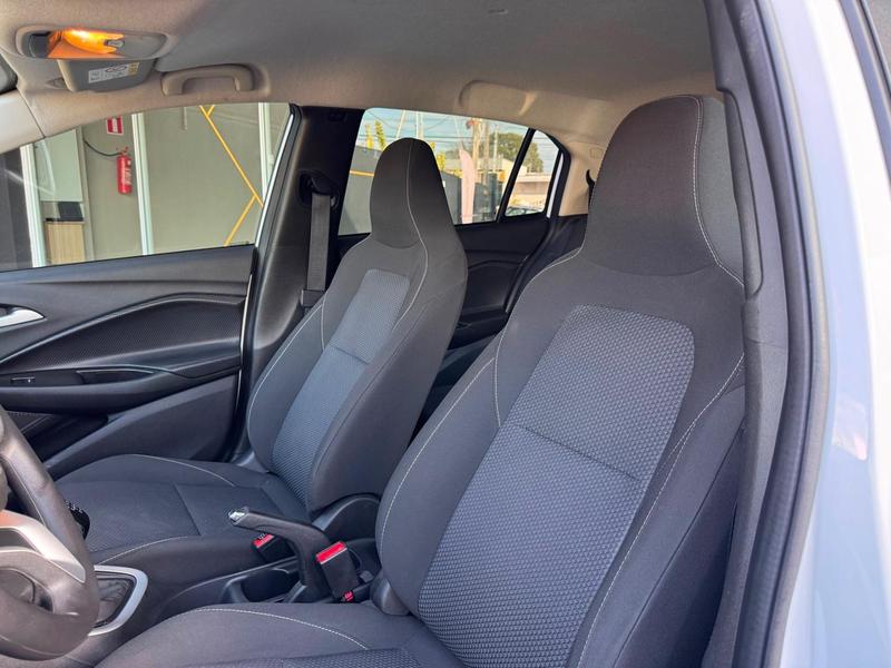 Chevrolet Onix 10tmt - foto 7