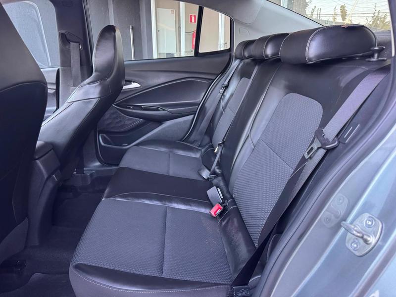 Chevrolet Onix Plus 10tat LTZ - foto 3