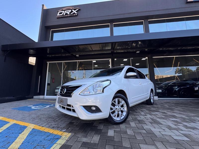 Nissan Versa 16sv CVT - foto 7