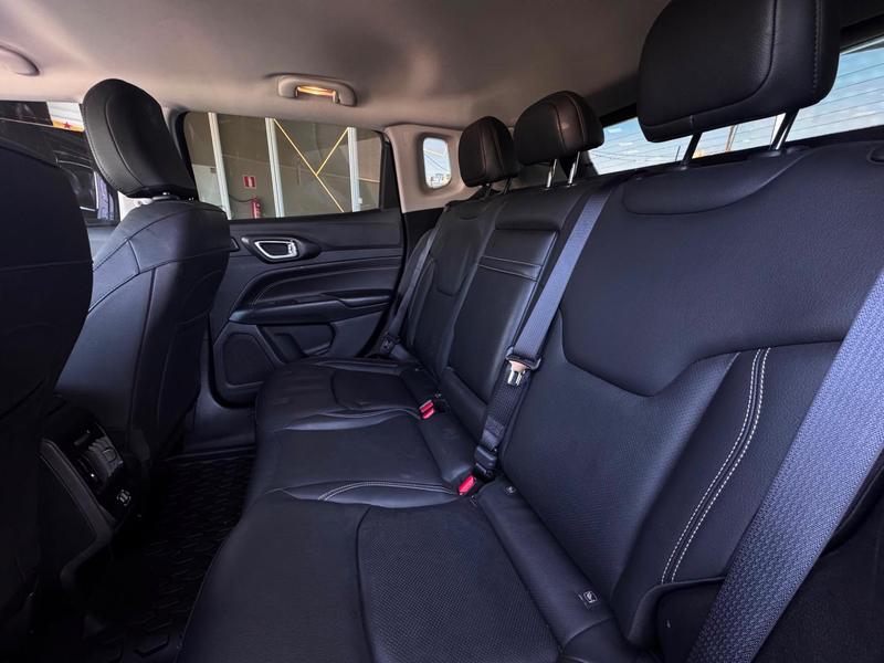 Jeep Compass Long T - foto 14