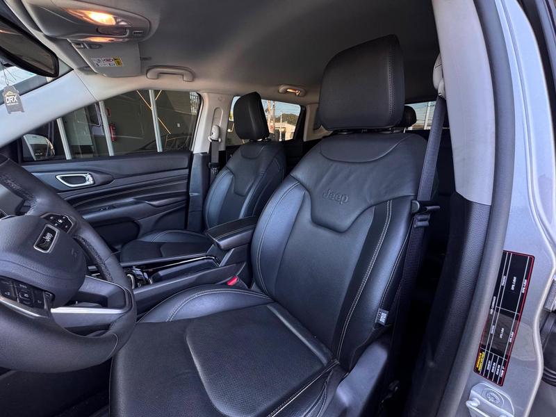 Jeep Compass Long T - foto 13