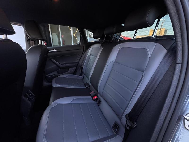 Volkswagen Nivus Hl TSI - foto 9